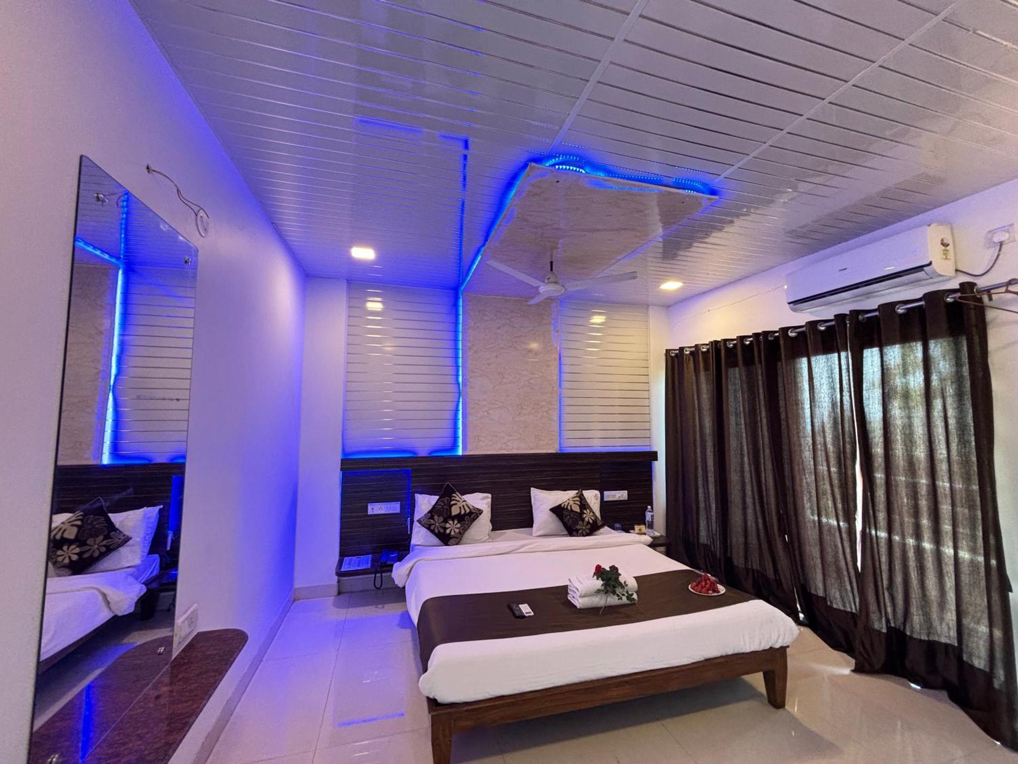 Hotel Oneness Mahableshwar Mahābaleshwar Exterior foto